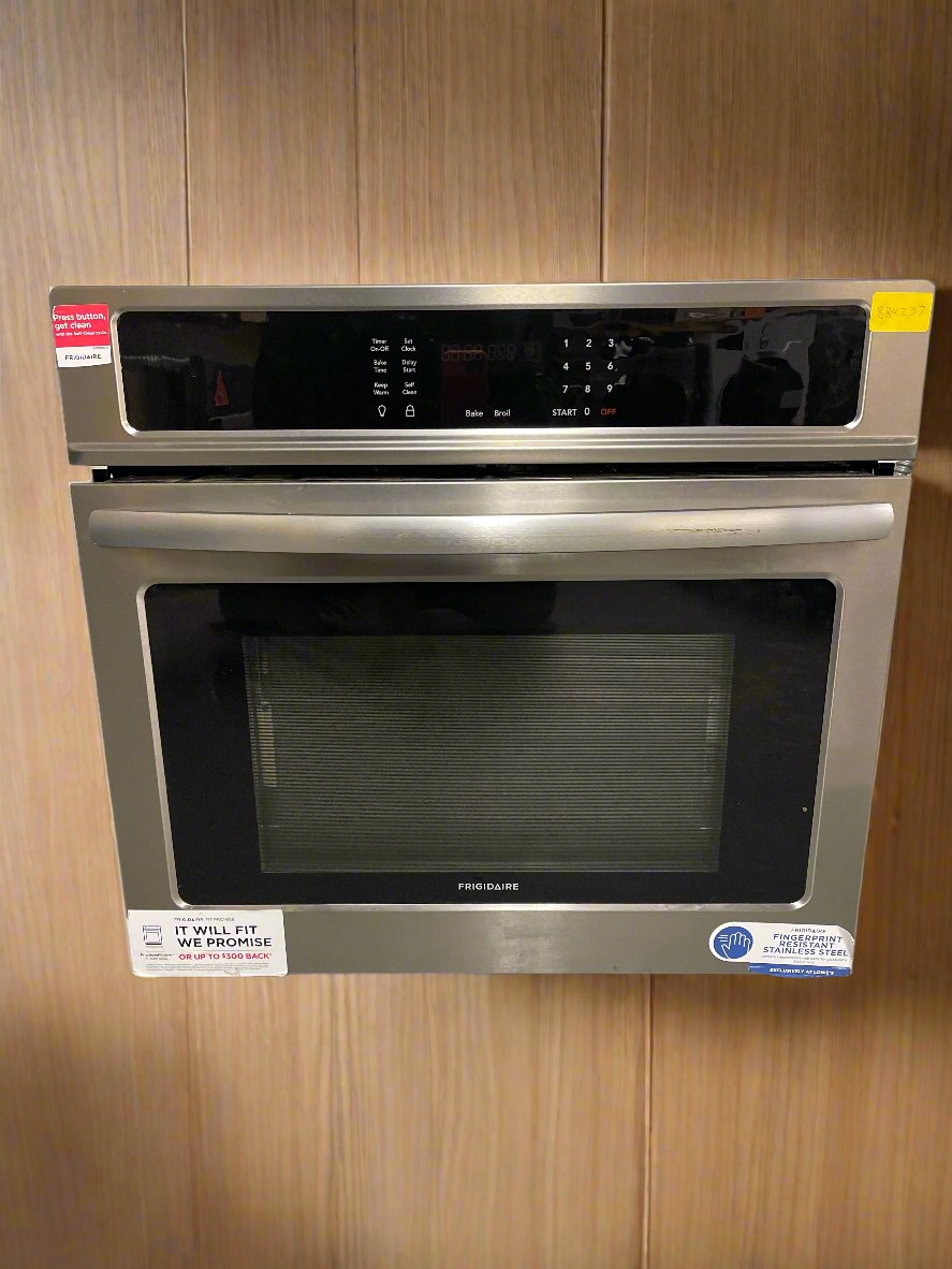 Frigidaire 30” Electric Single Wall Oven