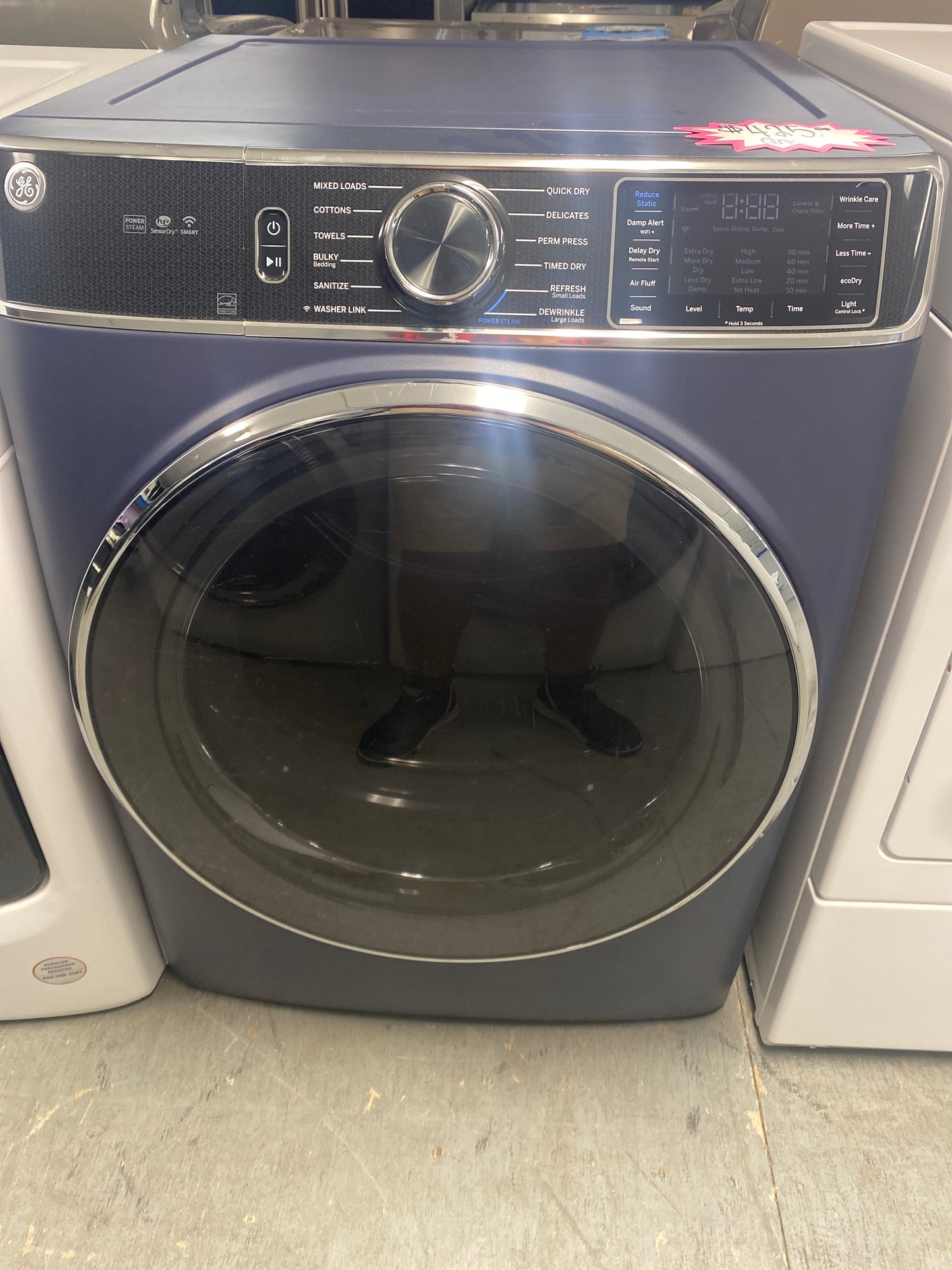 GE 7.4 cu. ft. Natural Gas Dryer