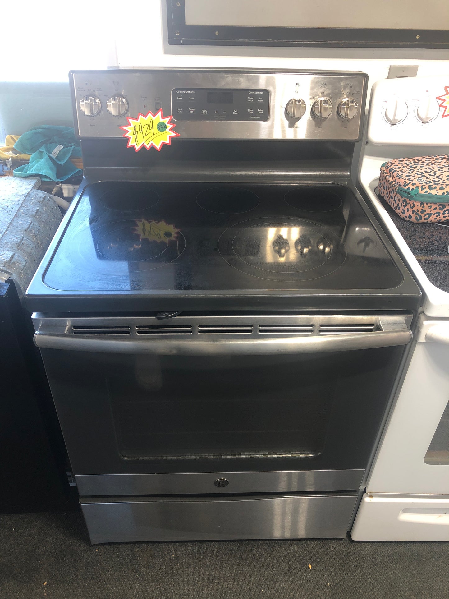 5 Burner Glass Top Electric GE Range