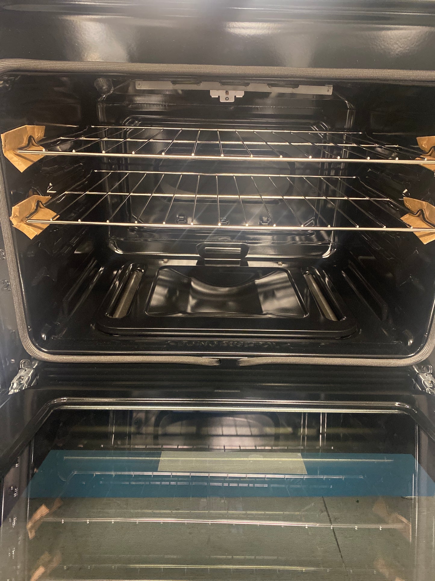 New Frigidaire 5-Burner Natural Gas Range