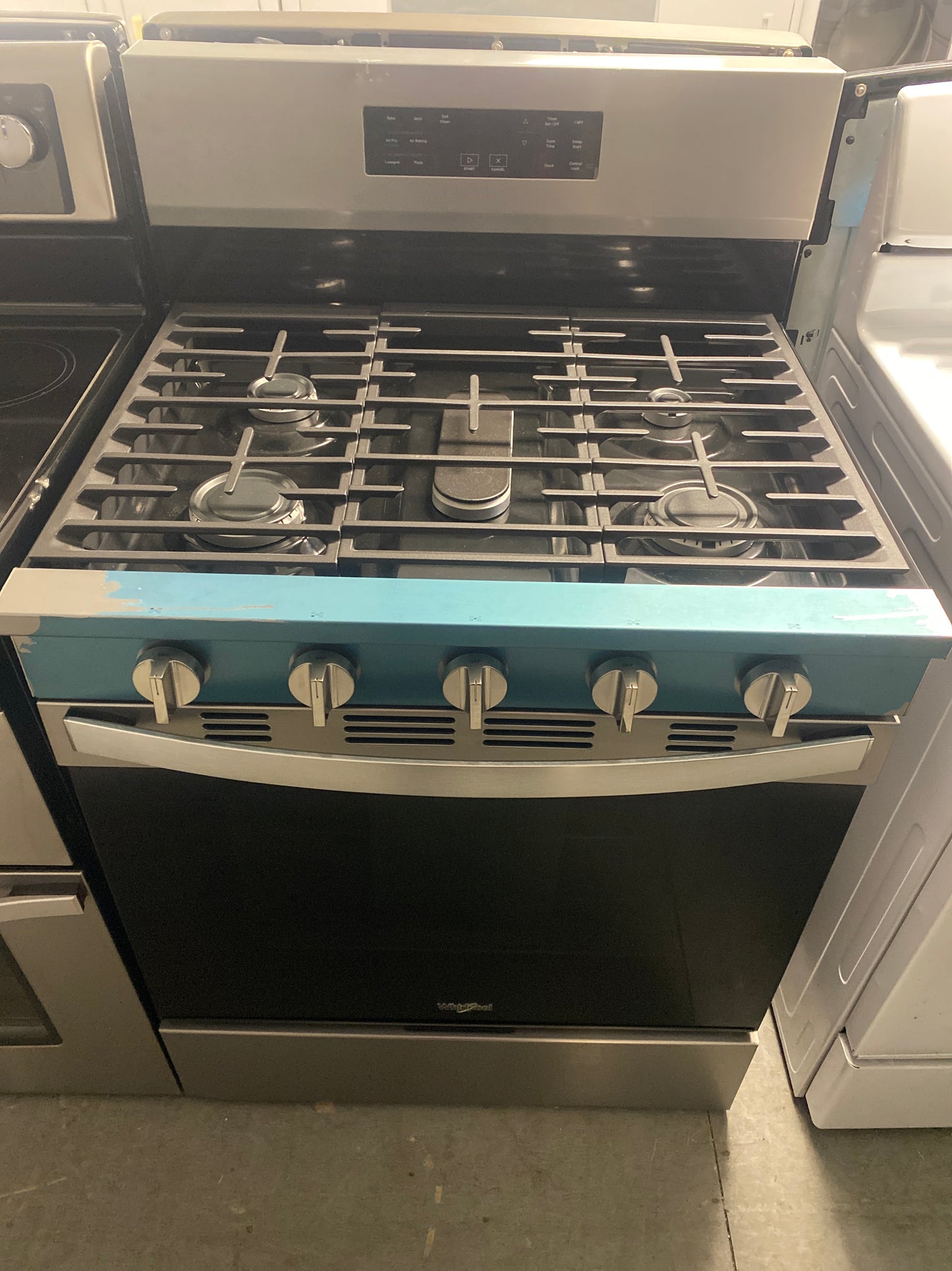 NEW!!! Whirlpool 5 Burner Natural Gas Range