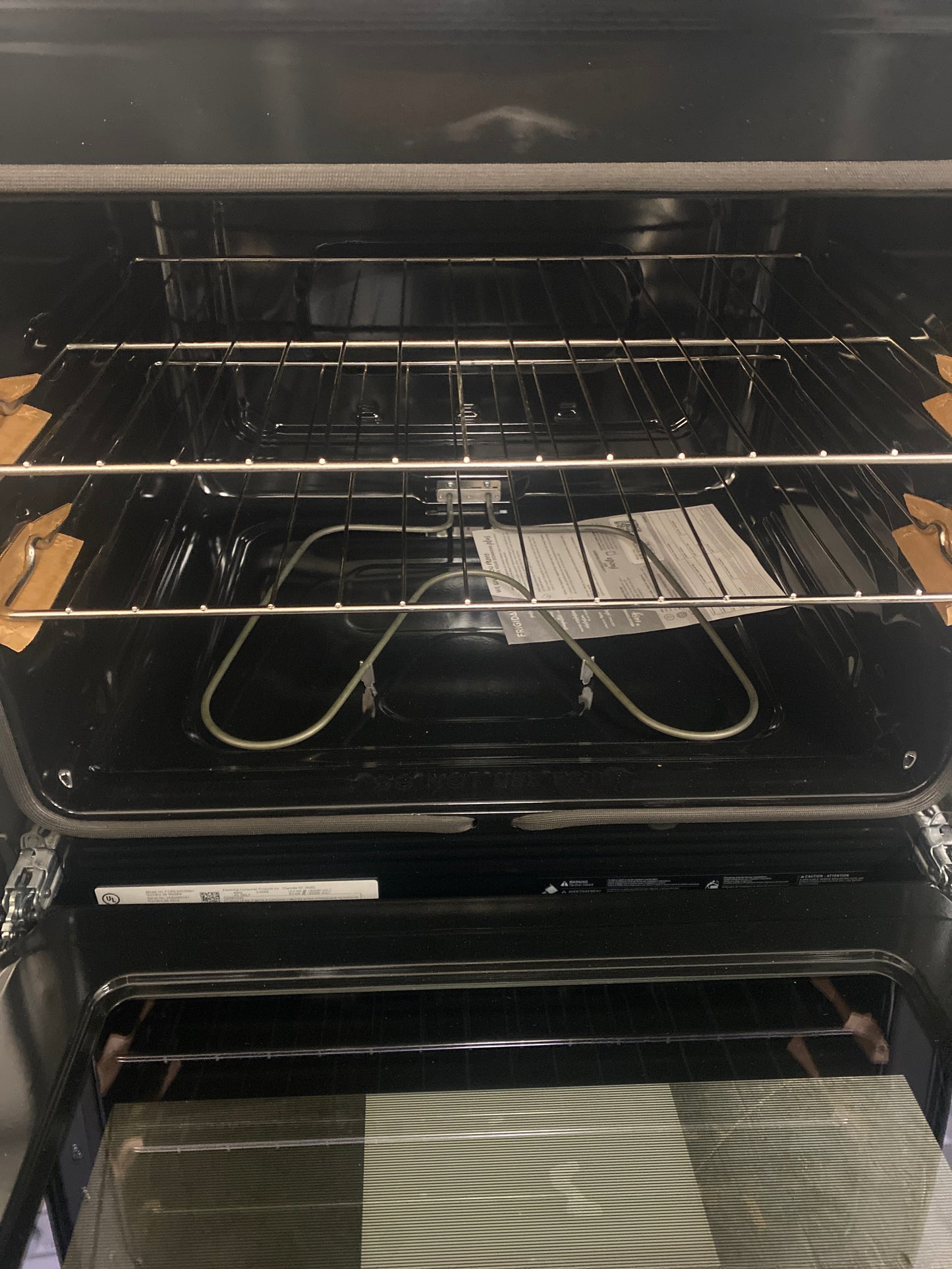 New Frigidaire 5-Burner Glass Top Electric Range
