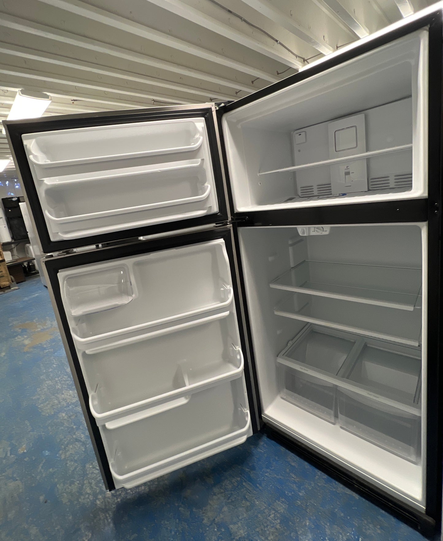 Frigidaire Top Freezer Refrigerator