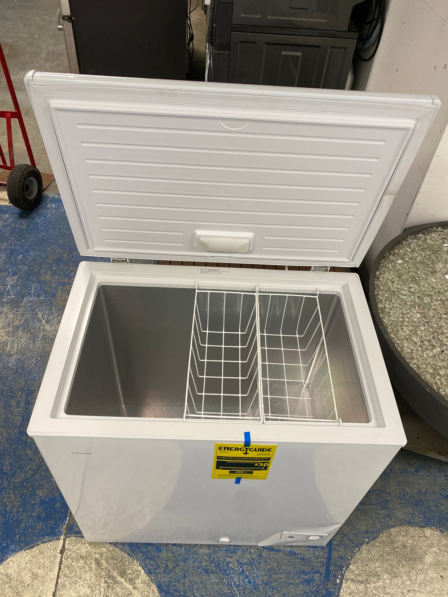 Vissani 7.0 cu. ft. Chest Freezer