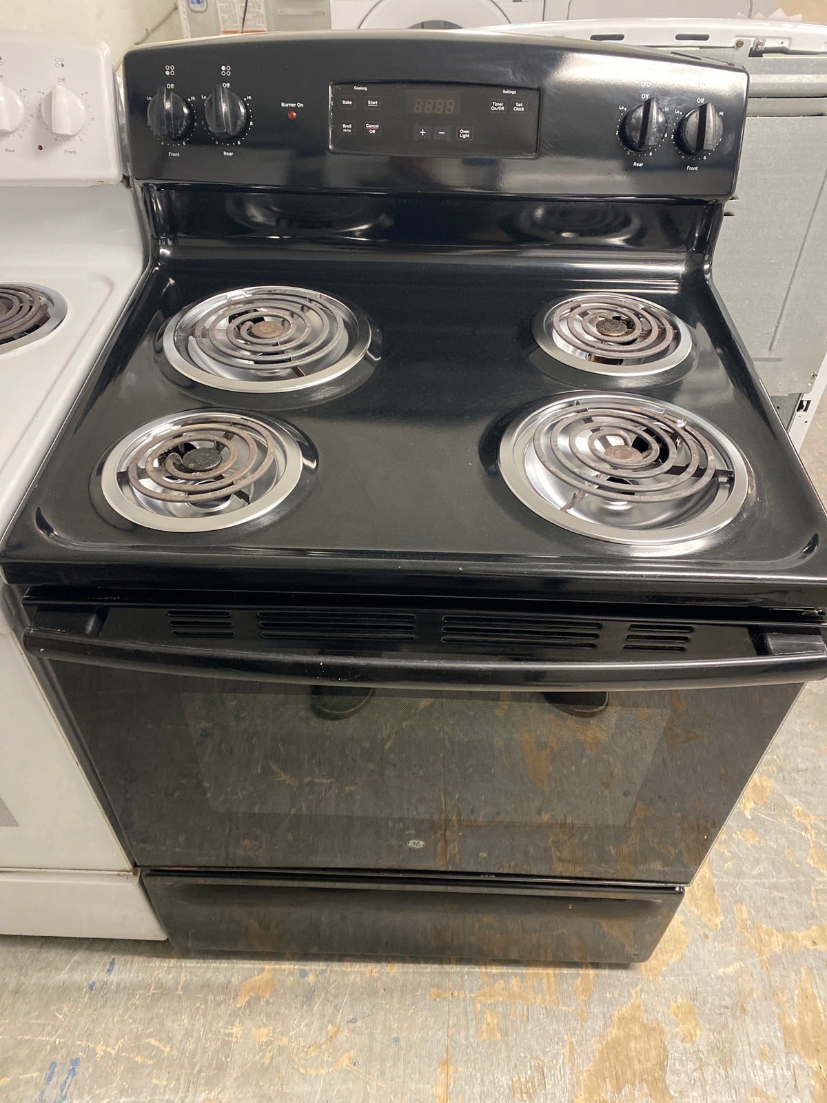 GE Coil Top Black Electric Range