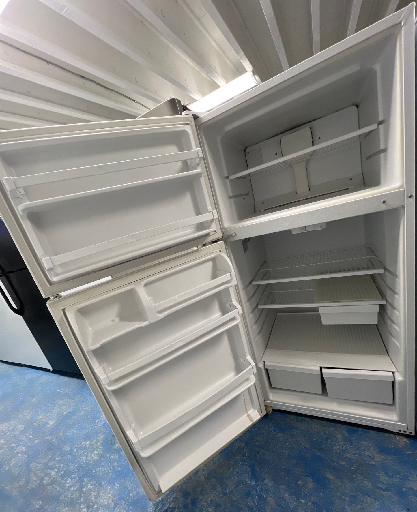 Roper Top Freezer Refrigerator