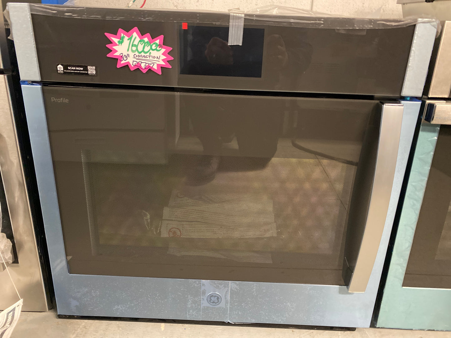 NEW!! 30” Convection Wall Oven