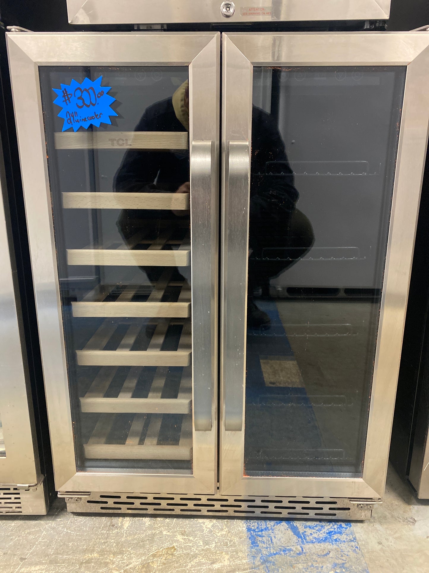 TCL 20 Bottle Dual-Zone Wine Cooler