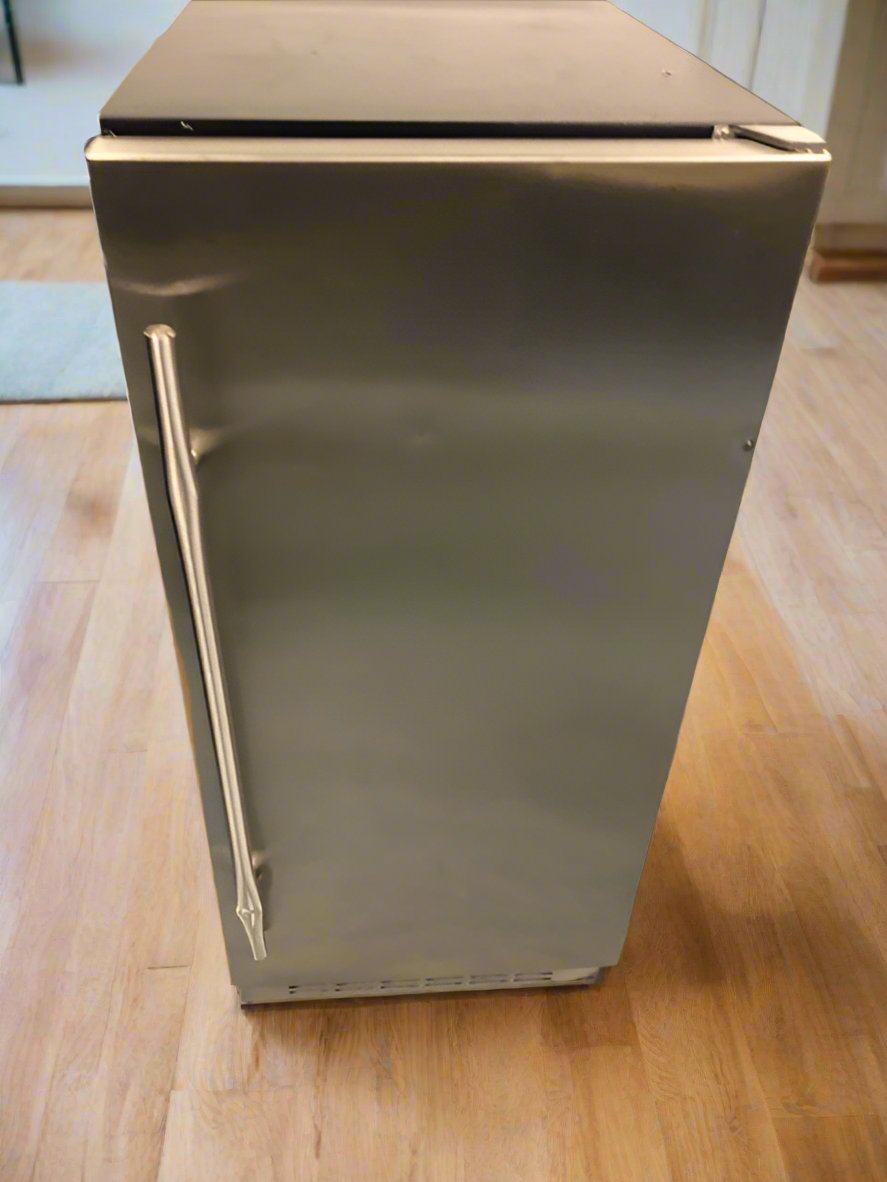 Danby 15" 50LB Built-In Ice Maker