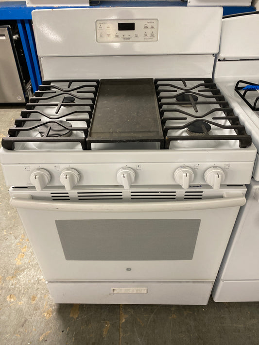 GE 5-Burner Natural Gas Range
