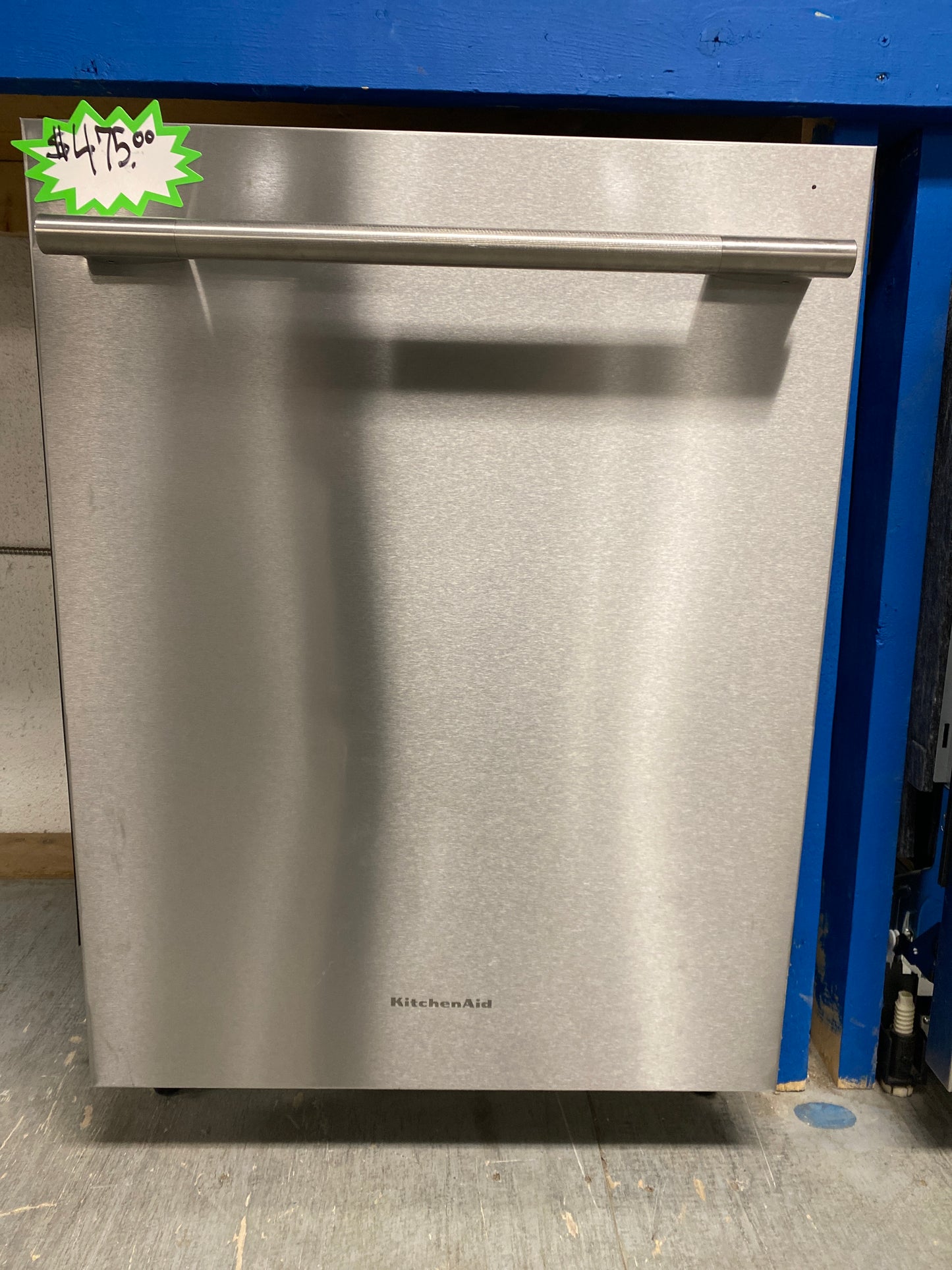 Kitchenaid 24” stainless steel Top-Control Dishwasher w/ 3rd rack