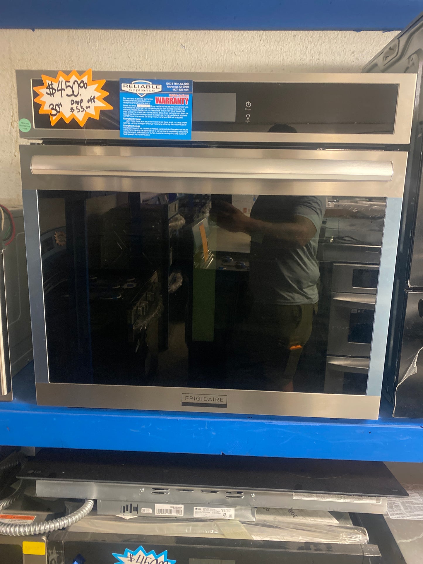 Frigidaire 30” Single Wall Oven