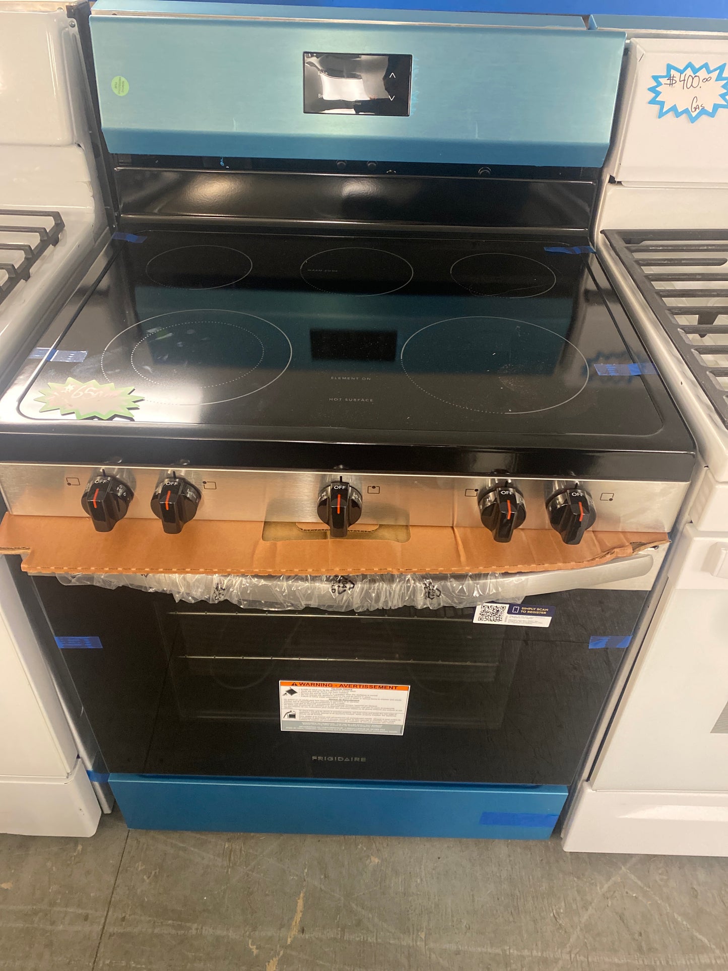 New Frigidaire 5-Burner Glass Top Electric Range