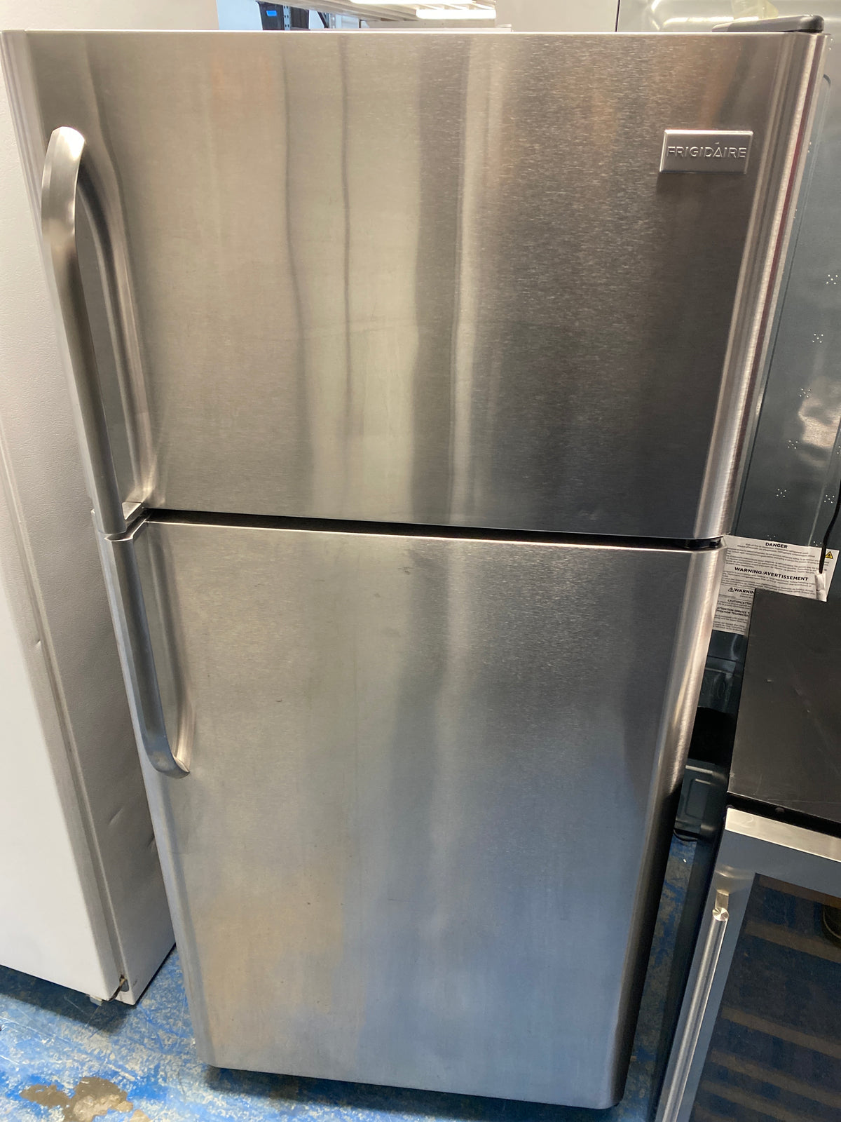 Frigidaire 30” wide Top Freezer Refrigerator