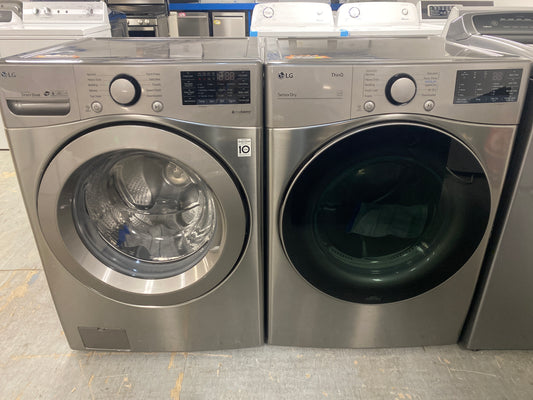 LG Front Load Washer & Natural Gas Dryer Set