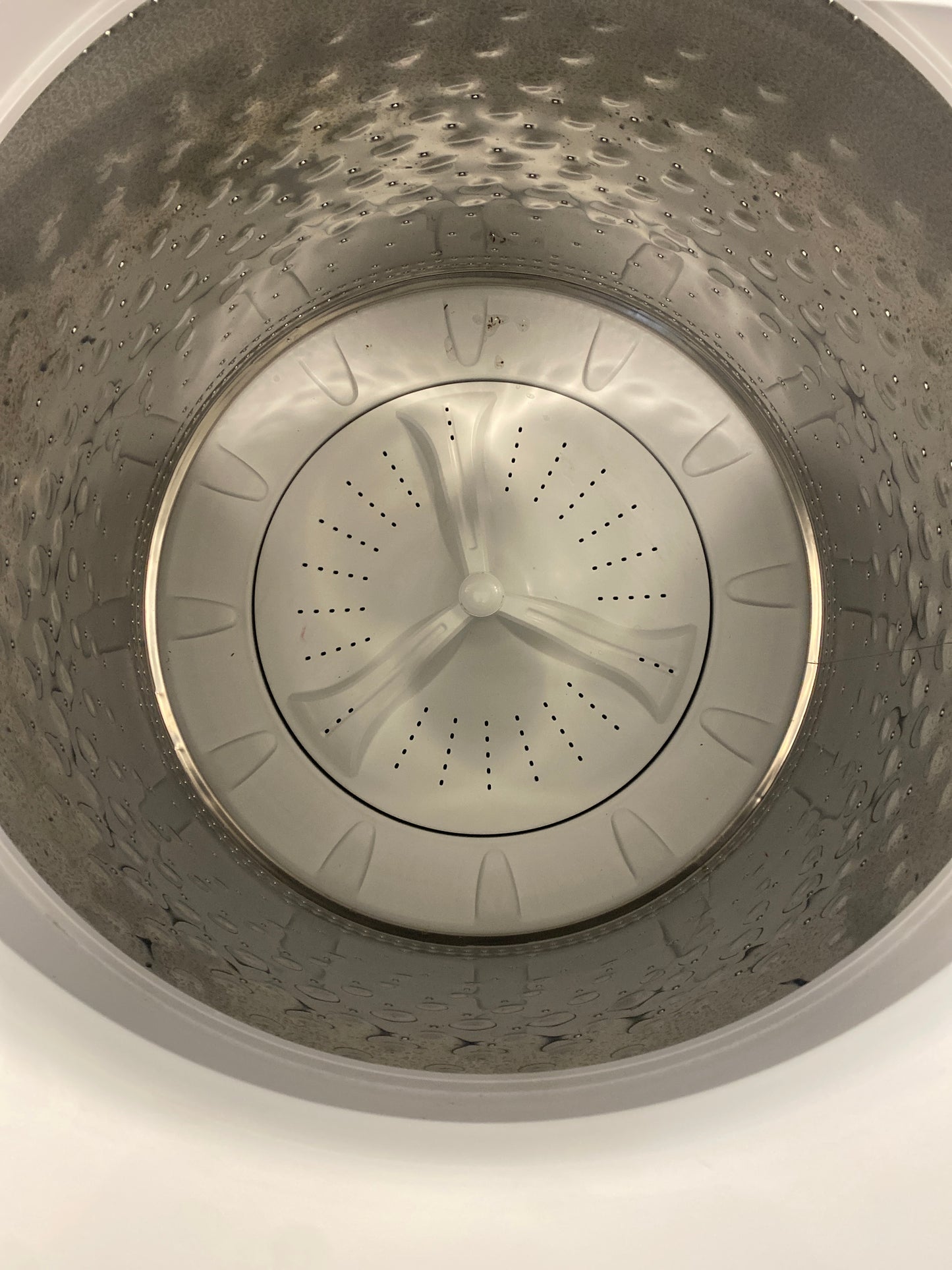 New!!! Maytag 4.5 cu. ft. Top-Load High Efficiency Washer