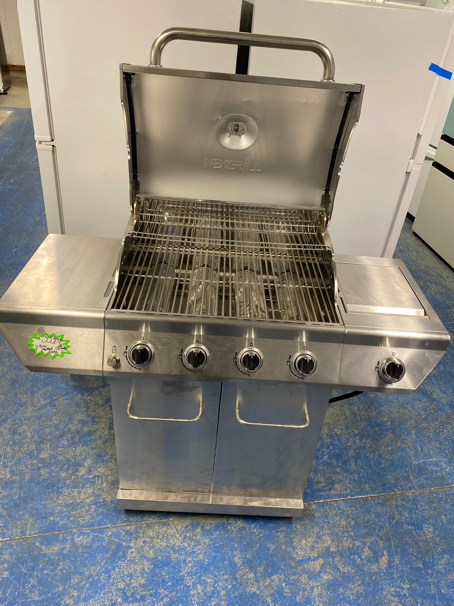 Nexgrill 4 Burner Propane Gas Grill w/ side burner