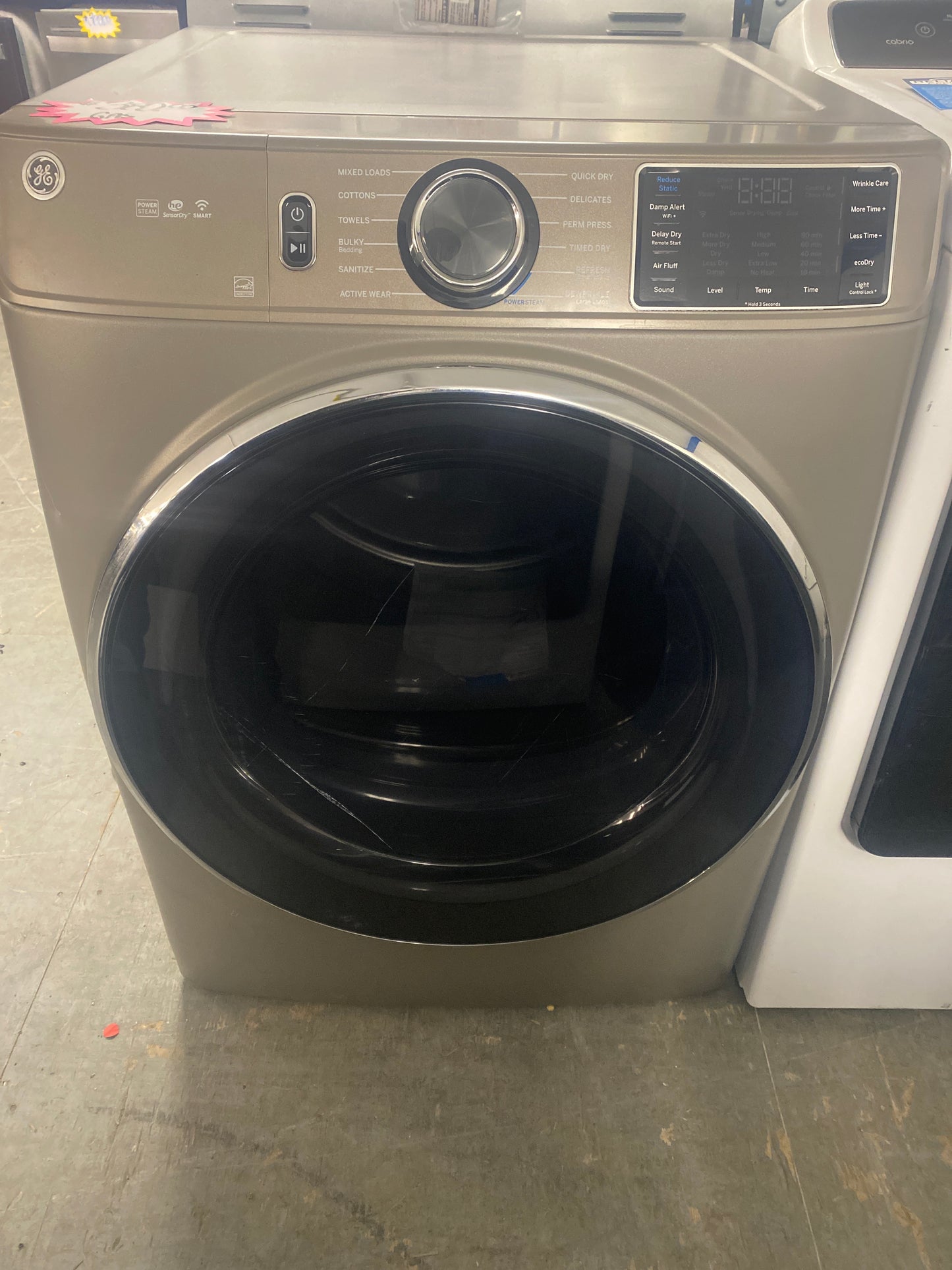 GE 7.4 cu. ft. Capacity Natural Gas Dryer