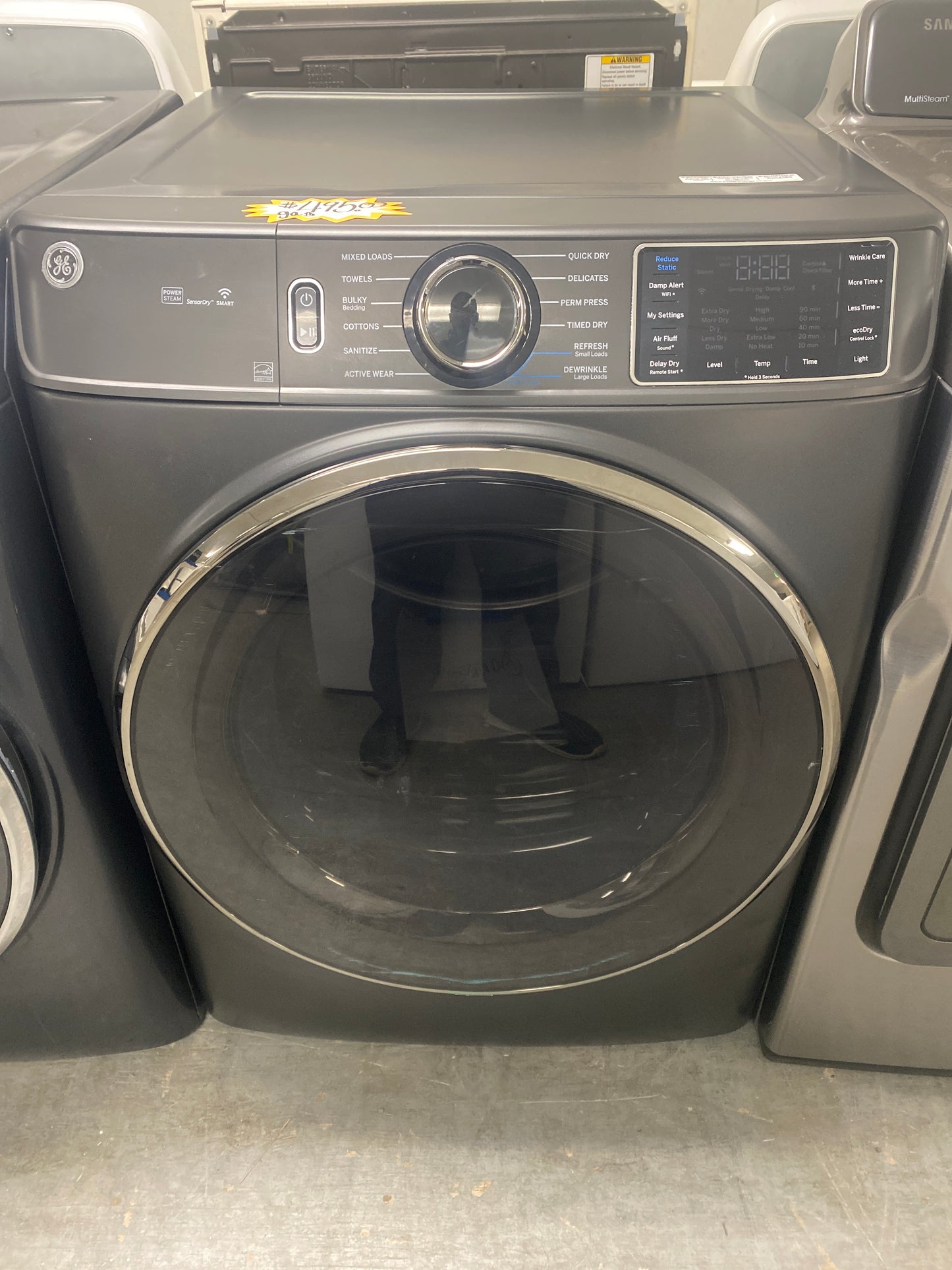 GE 7.4 cu. ft. Capacity Natural Gas Dryer