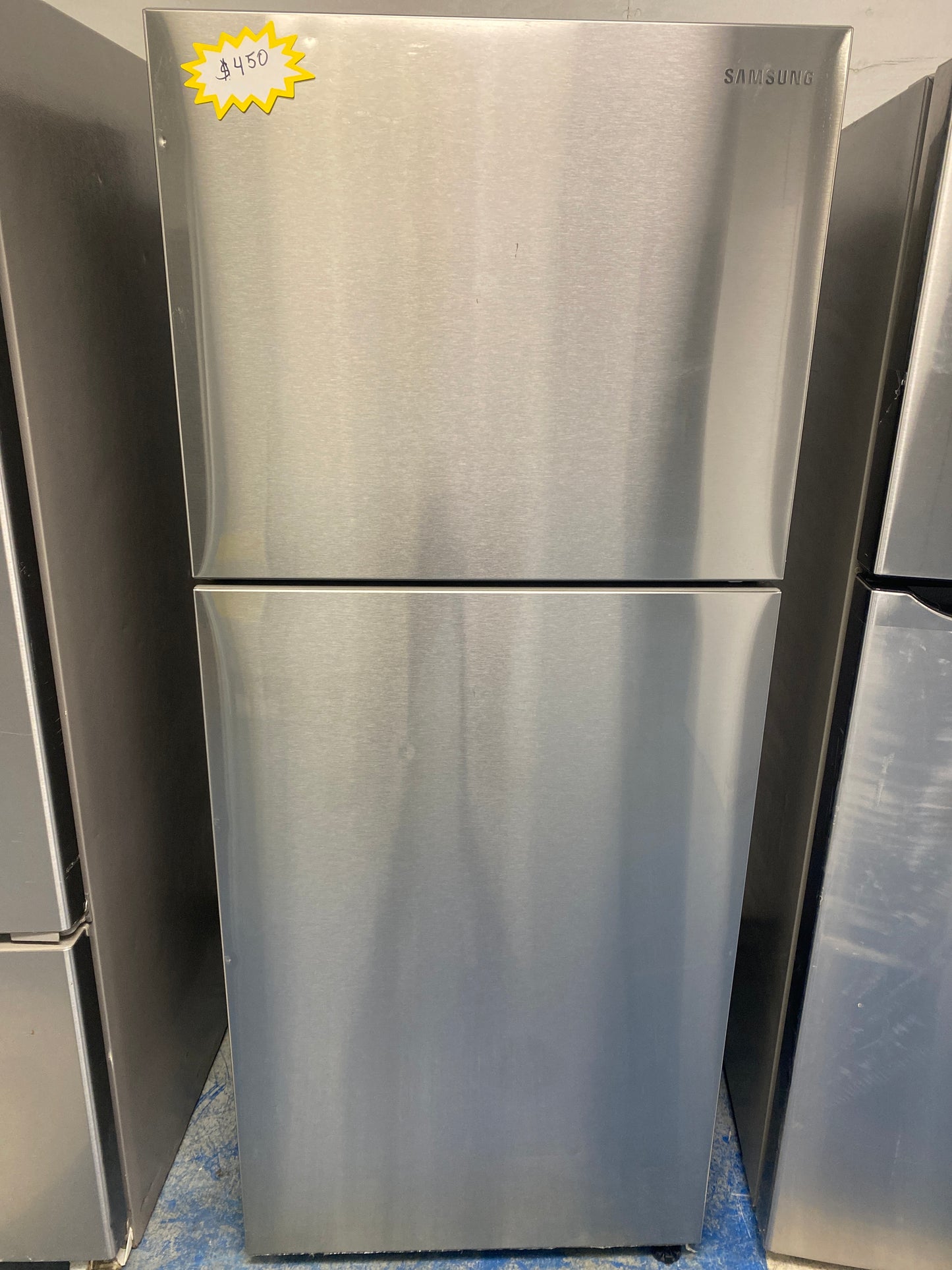 Samsung 30” Wide Top-Freezer Stainless Steel Refrigerator