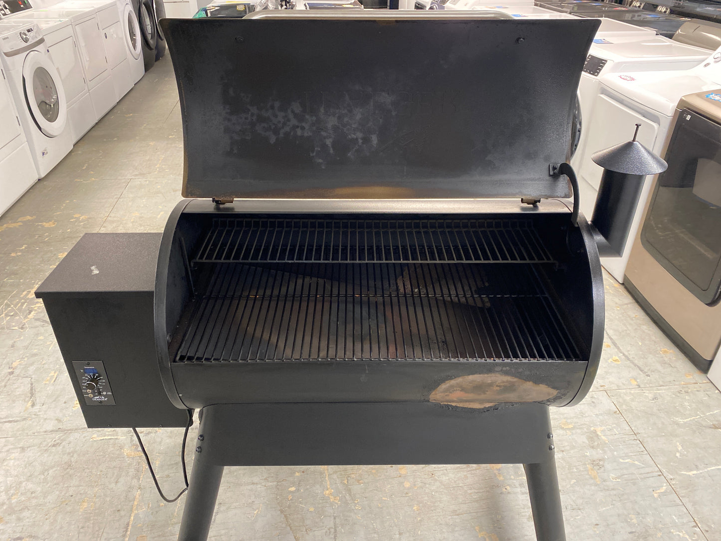 Traeger pro 34 wood pellet grill & smoker