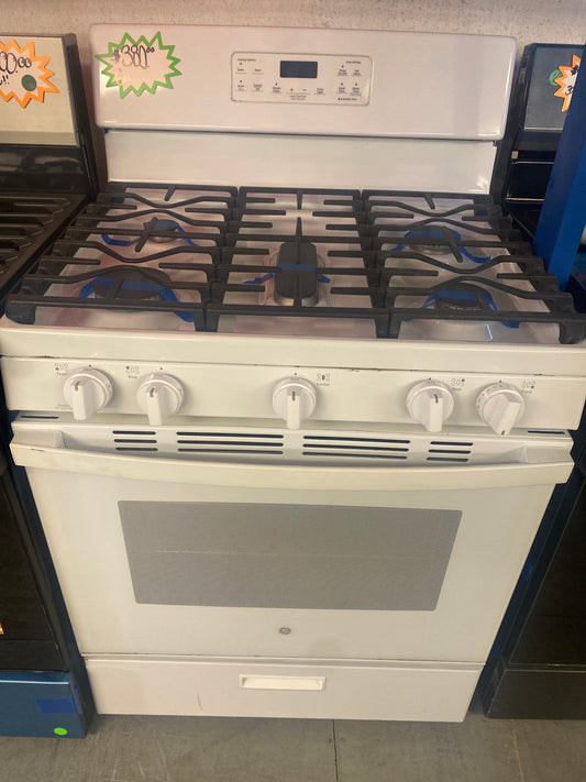 GE 5-Burner Natural Gas Range