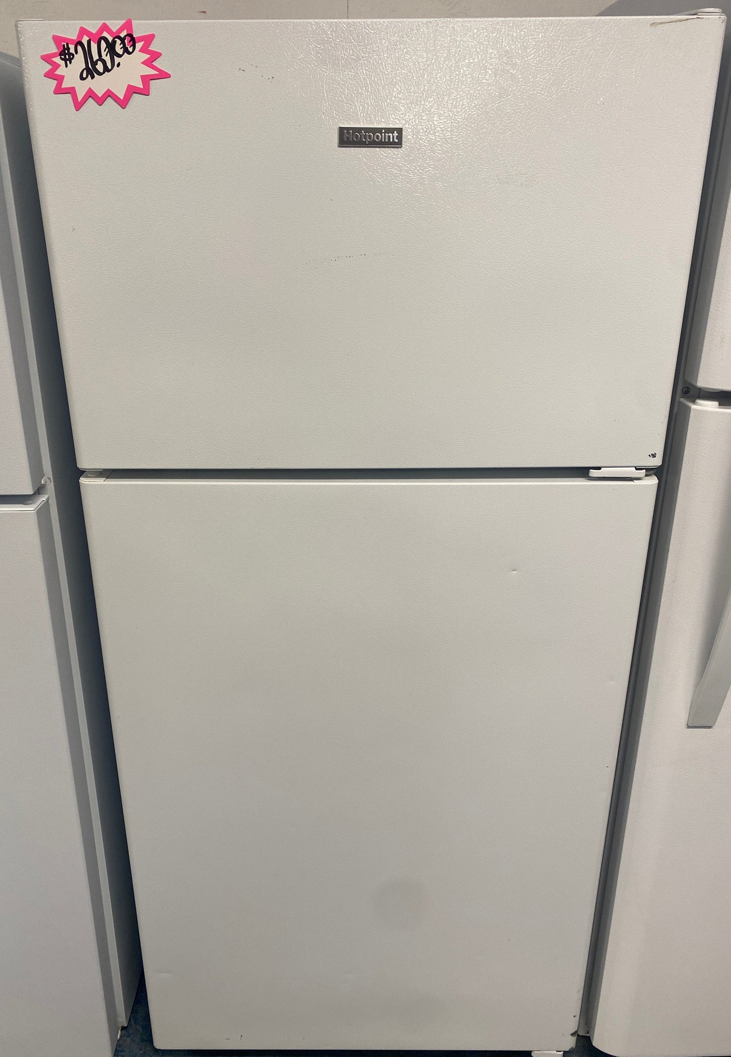 Hotpoint 15.6 cu. ft. Top Freezer Refrigerator