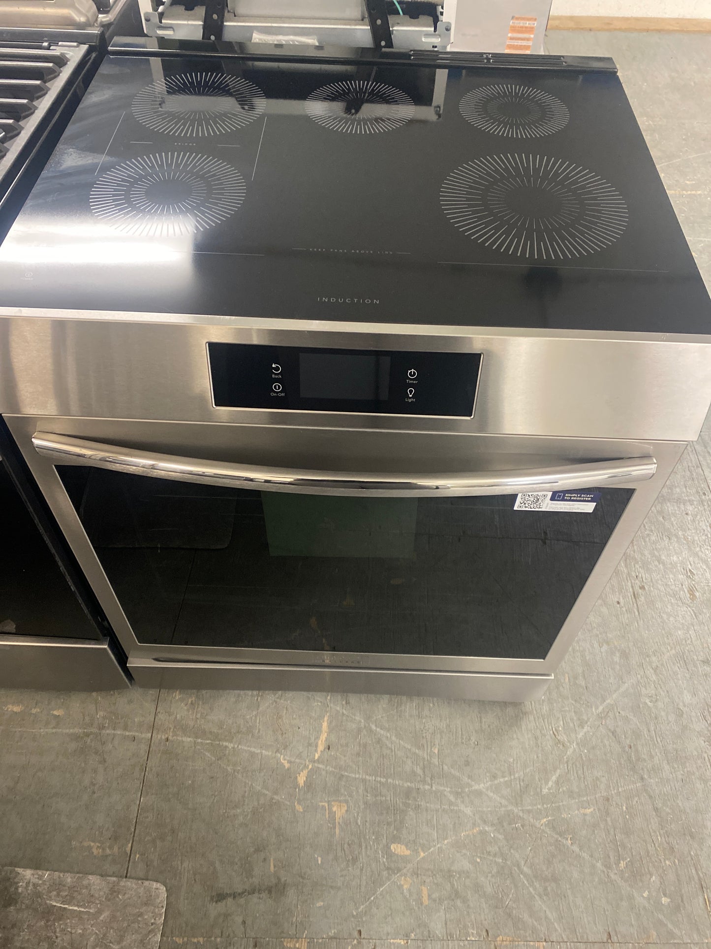 New!!! Frigidaire 5.3 cu. ft. Induction cooktop Convection Slide-in Electric Range