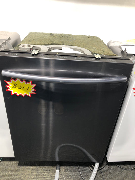24” Top Control Black Stainless Samsung Dishwasher