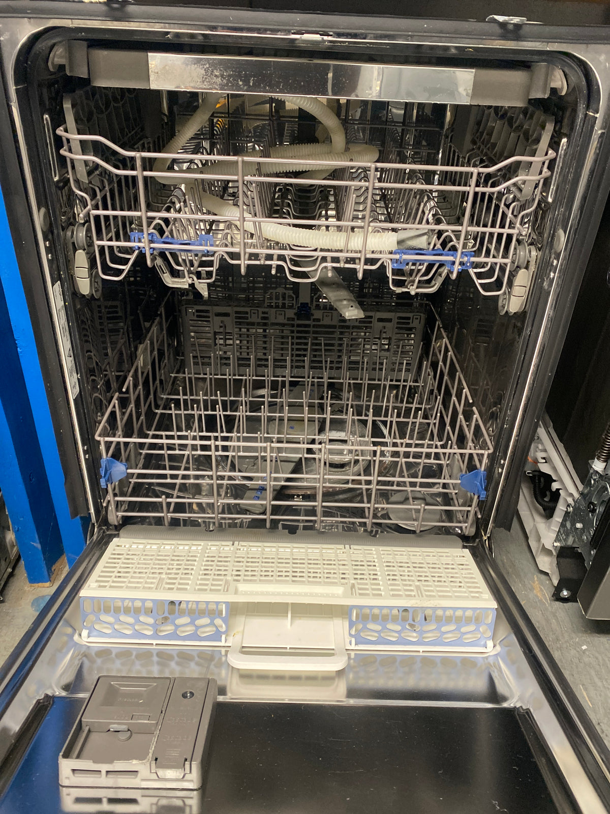 Whirlpool 24” Top-control Dishwasher