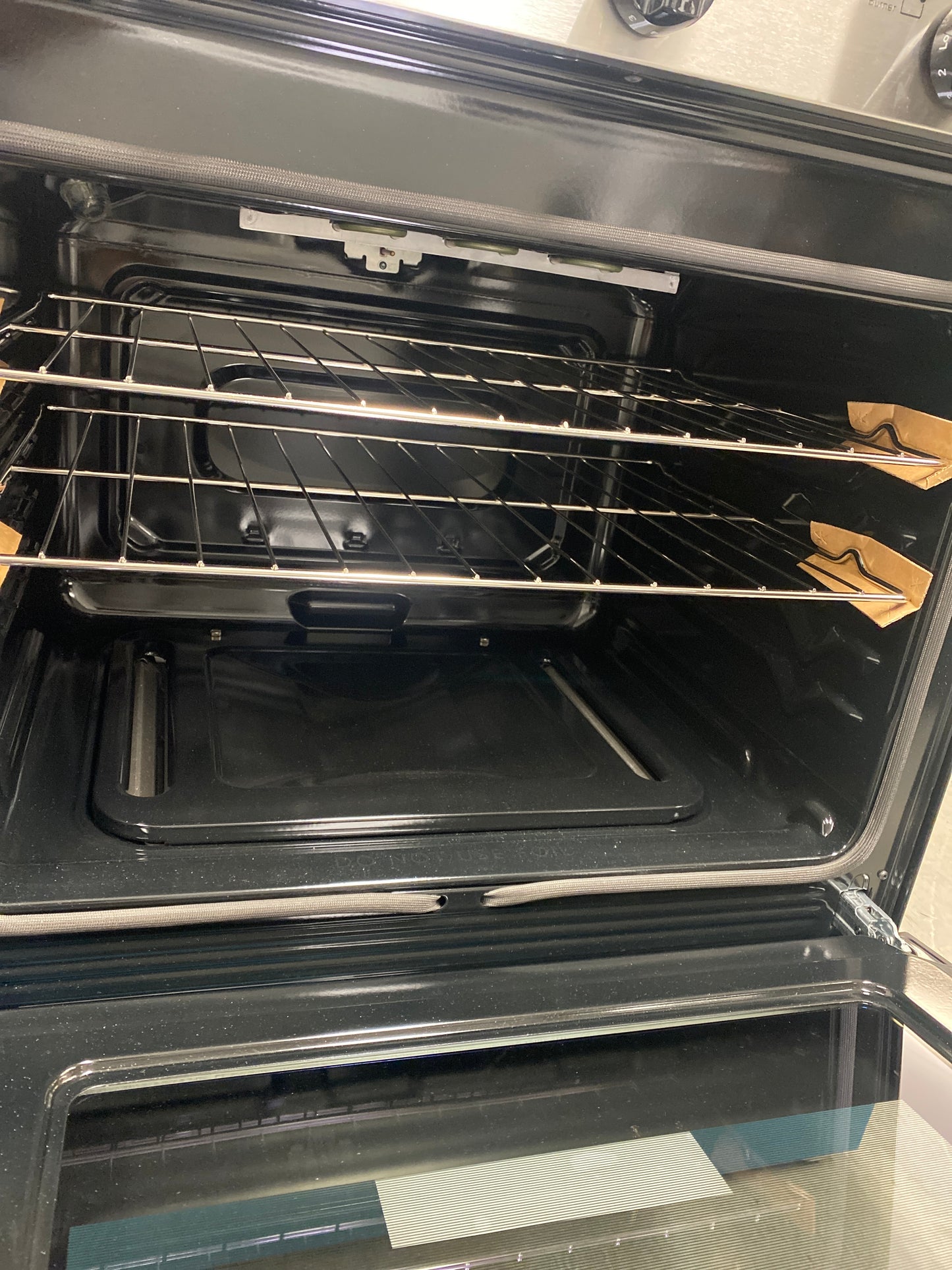 New!! Frigidaire 5-Burner Natural Gas Range