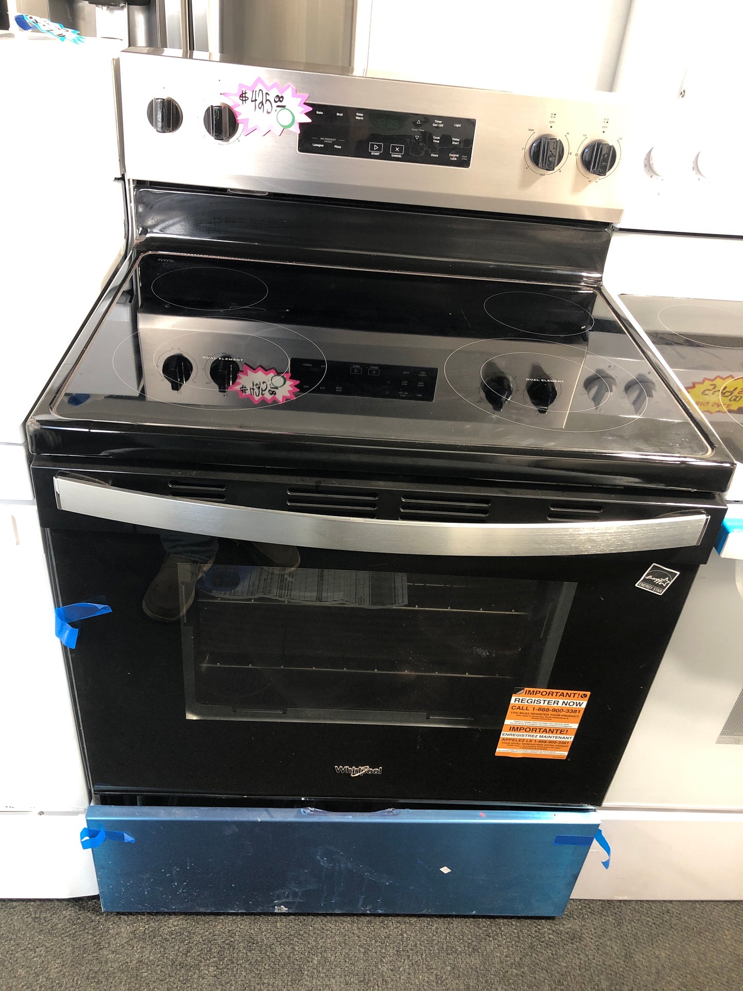 New Glass Top 4 Burner Whirlpool Electric Range