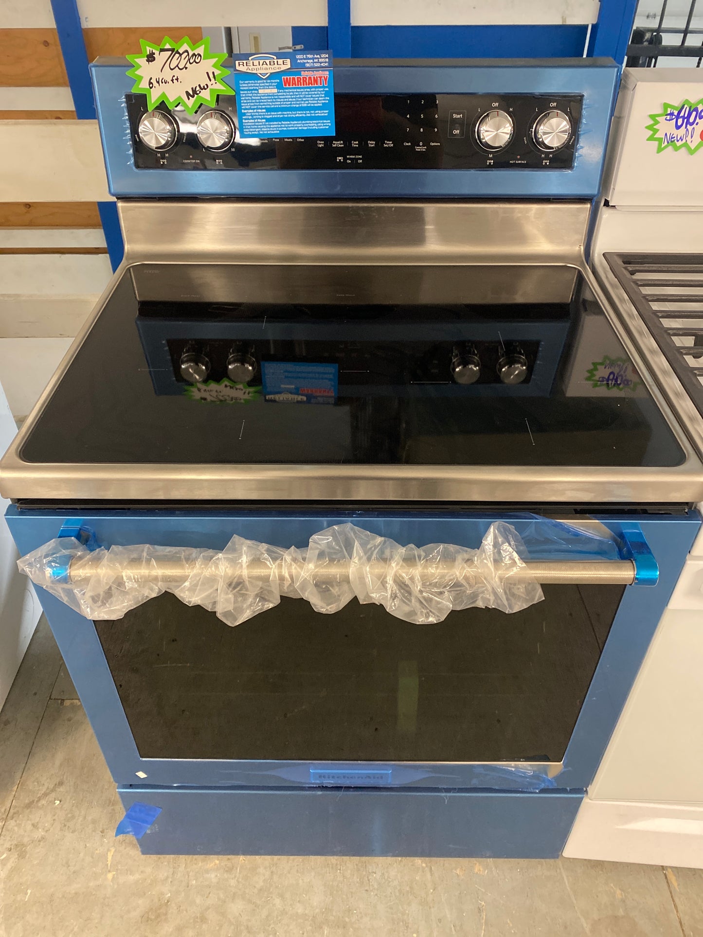 New! Kitchenaid 5-Burner 6.4 cu. ft.  Glass Top Electric Range