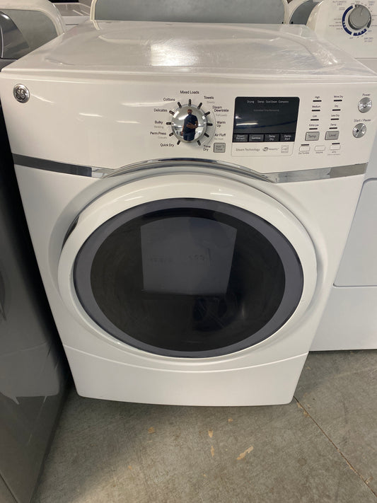GE Front Control 7.2 cu. ft. Electric Dryer