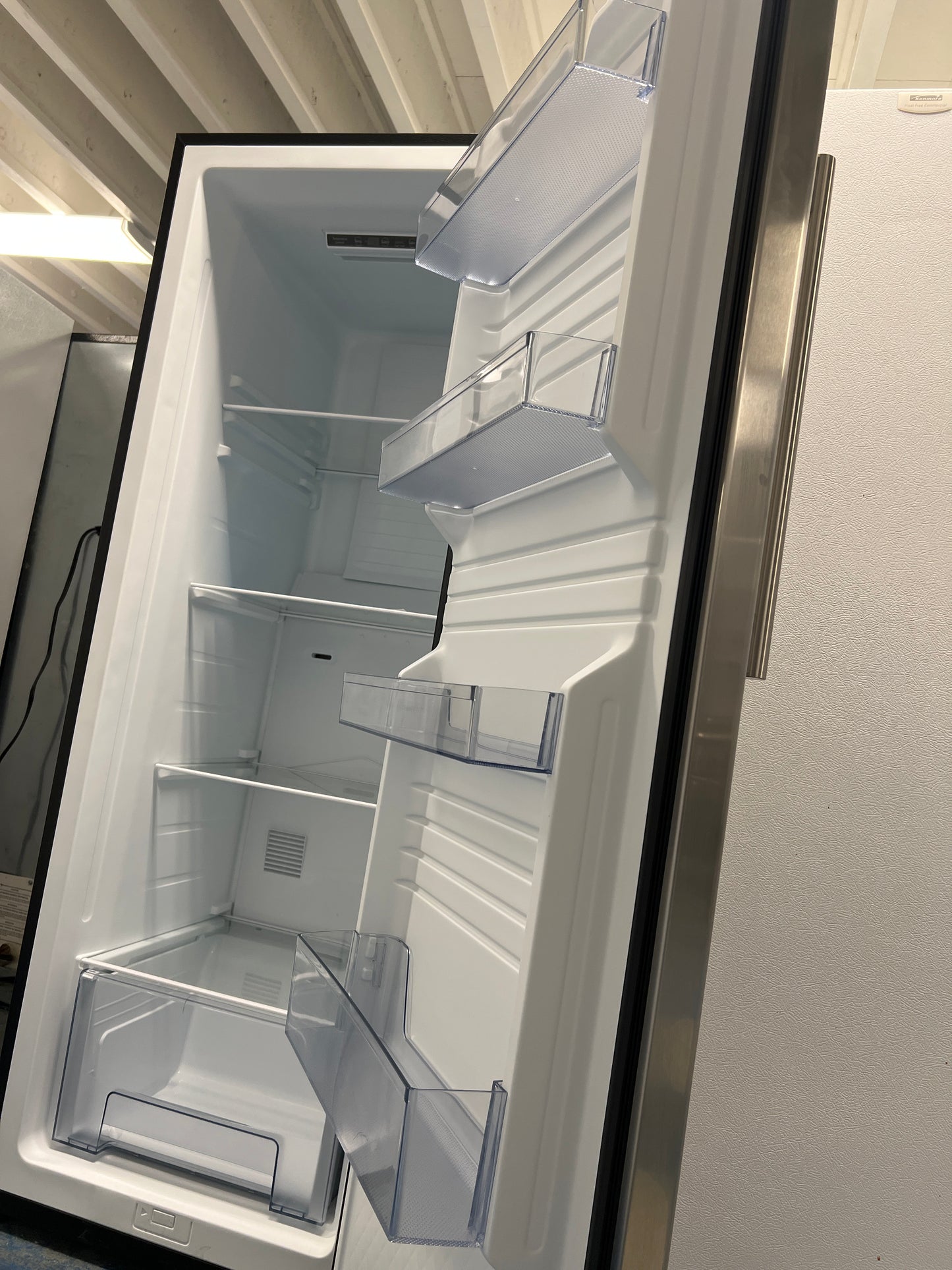 Vissani CINVERTABLE Upright Refrigerator/Freezer