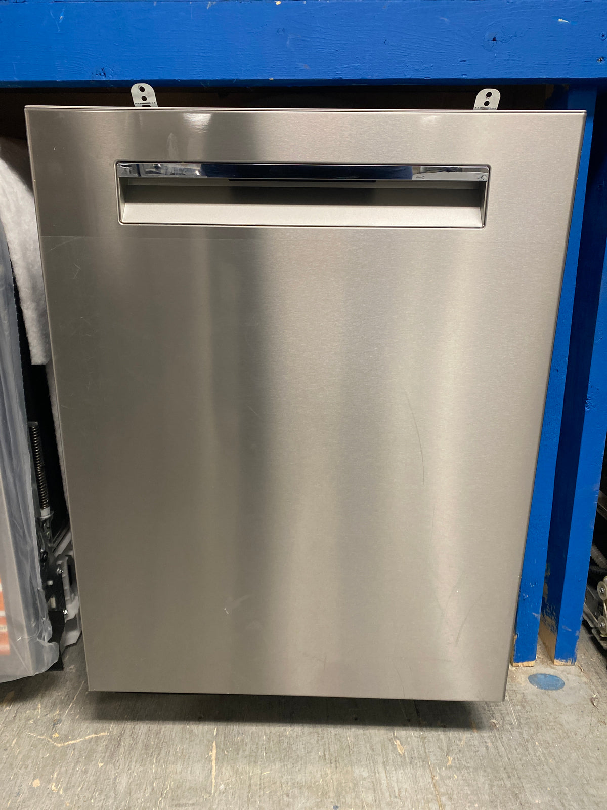 Bosch 24” Stainless Steel Top Control Dishwasher