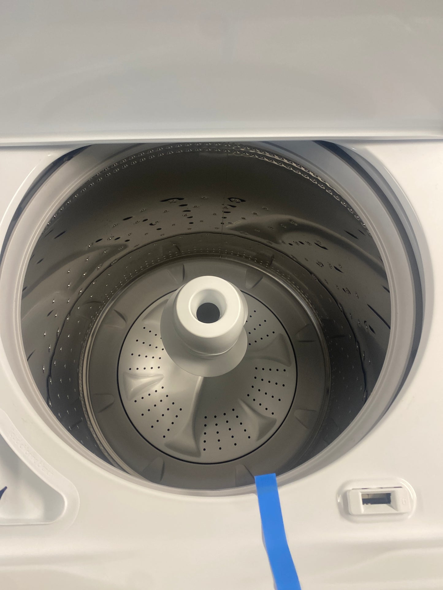 New Amana 3.8 cu. ft. Top Load Washer