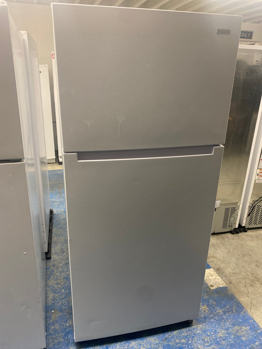 Vissani 18 cu. ft. 30” Wide Top Freezer Refrigerator
