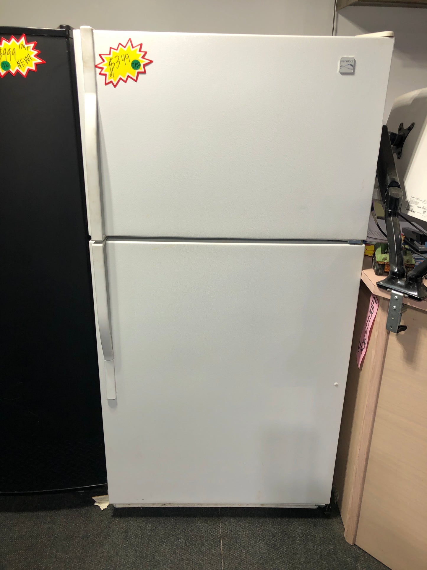 20 Cu. Ft. Kenmore Top Freezer Refrigerator