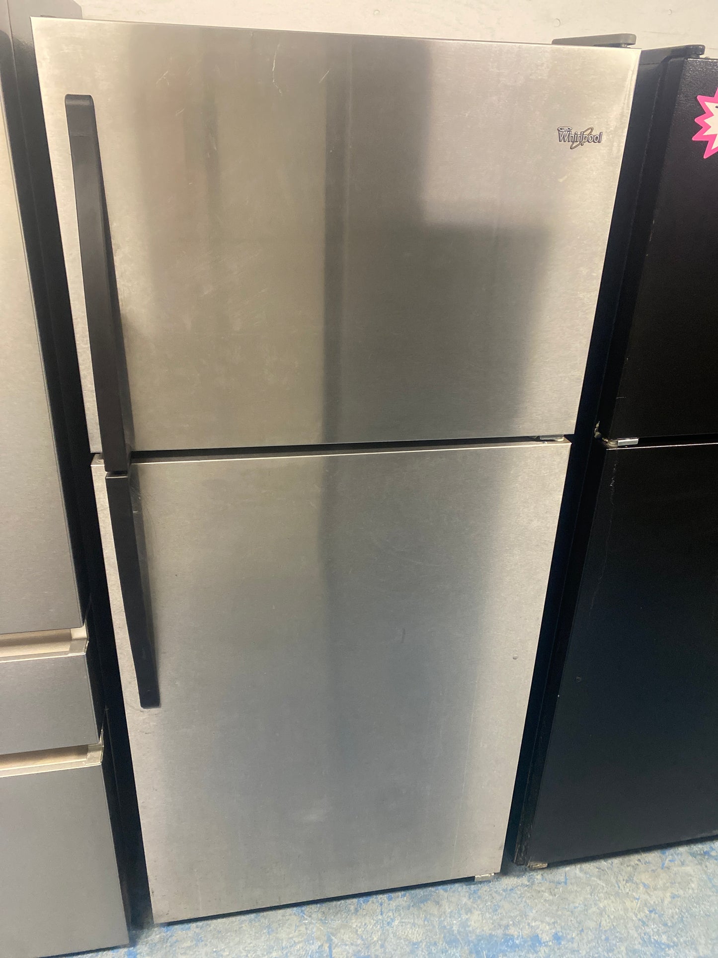 Whirlpool 33” wide Top Freezer Refrigerator