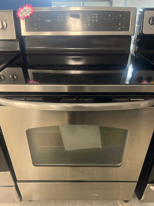 GE Electric Range