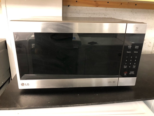 LG Counter-Top Microwave