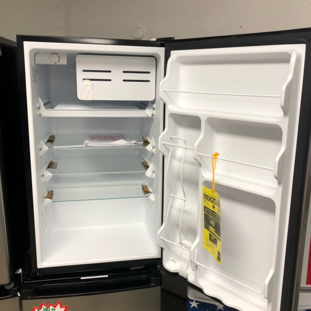 NEW GE 4.5 cu. ft. Mini-Refrigerator